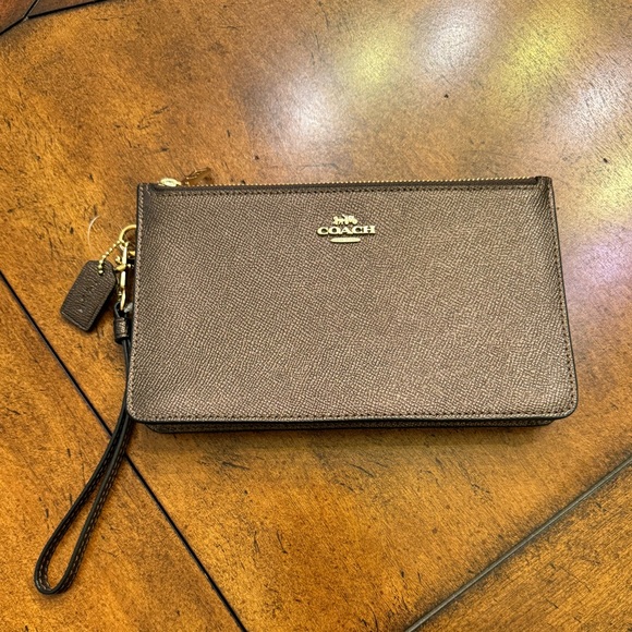 Coach Handbags - Coach Metallic Brown Pebble Grain Double Corner Wristlet NWOT